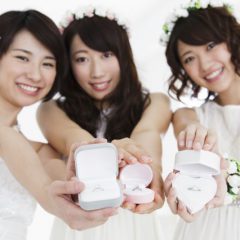 女子会で自慢できる婚約指輪って？差をつける格上げリング5つ