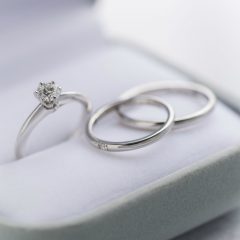 婚約指輪のダイヤモンドは大きさと質どちらが大事？