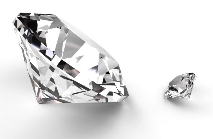 婚約指輪のダイヤモンドのカラット数平均はどのくらい？