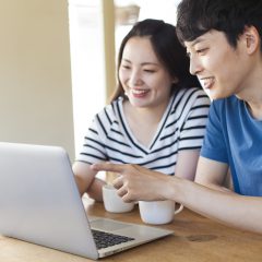 婚約指輪に挙式費用まで…結婚資金っていくらかかるの？