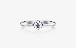 婚約指輪　人気No.1!　「エセンシア」<br>0.18ct～　131,000円～